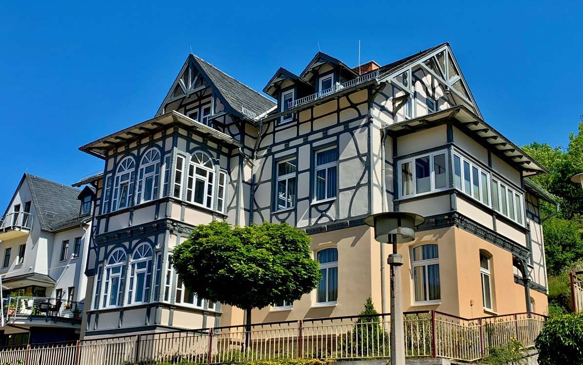 Villa-Frieden_Hotel-und-Seminarhaus_Bad-Blankenburg_Thueringen-Panorama
