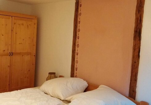 Blick in ein Schlafzimmer