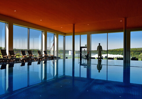 Hoteleigener Pool