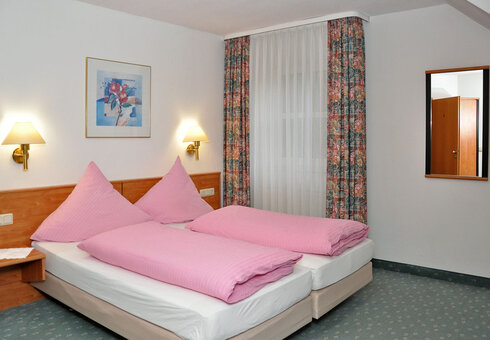 Blick in ein Gästezimmer