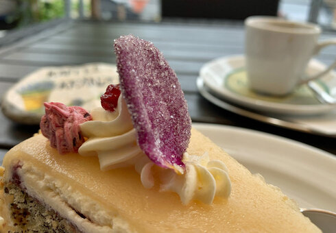 Cafe Bistro Allianzhaus