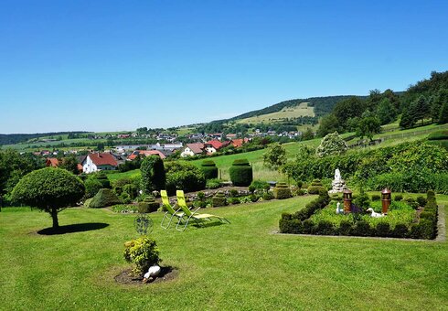 Garten mit Liegewiese