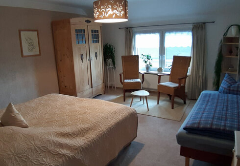 Schlafzimmer 2