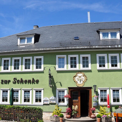 Gasthof & Pension zur Schenke
