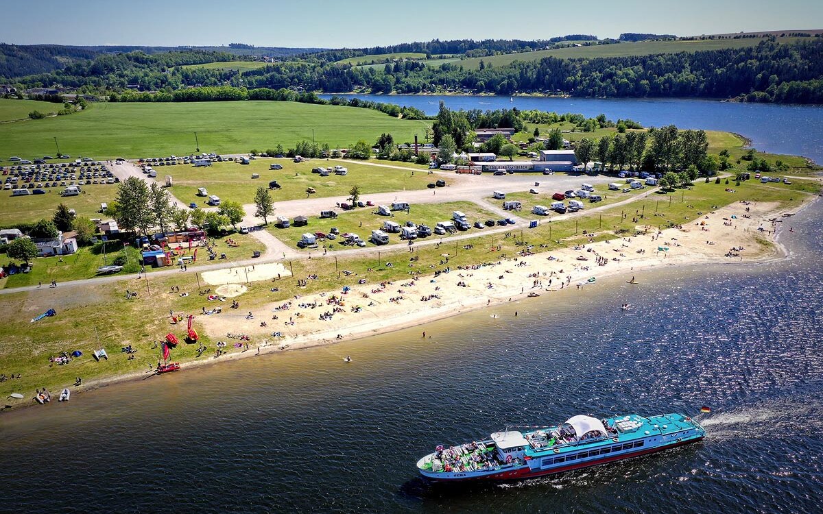 Stellplatz-Saalburg-Beach-Panorama
