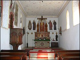 Blick in die Friedhofskapelle