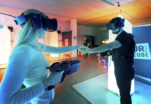 VR Space Cube