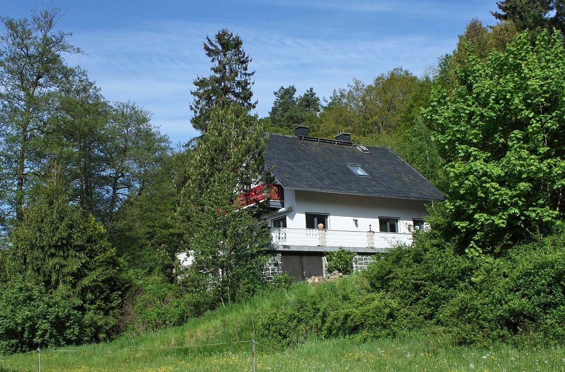 Milos-Waldhaus-Erlebniskueche-Panorama
