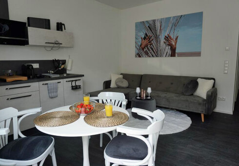 Apartment 4