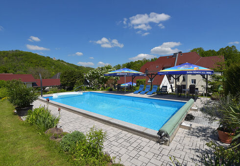 Blick zum Pool