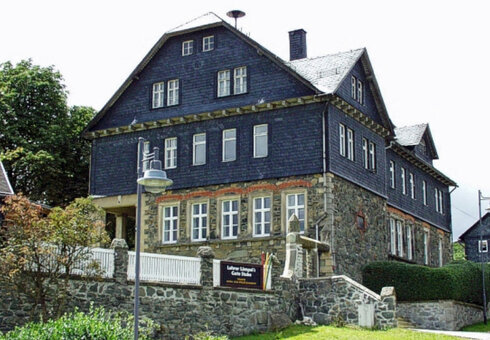 Alte Schule in Schmiedebach
