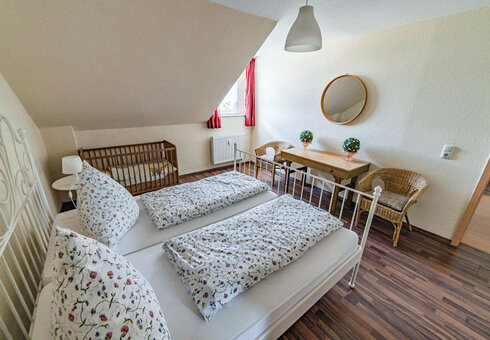 Blick in ein Schlafzimmer (Fewo6)