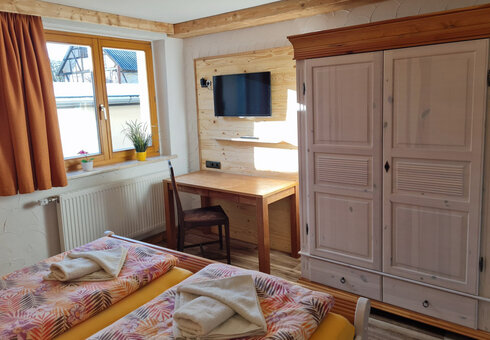 Fewo - Schlafzimmer antik