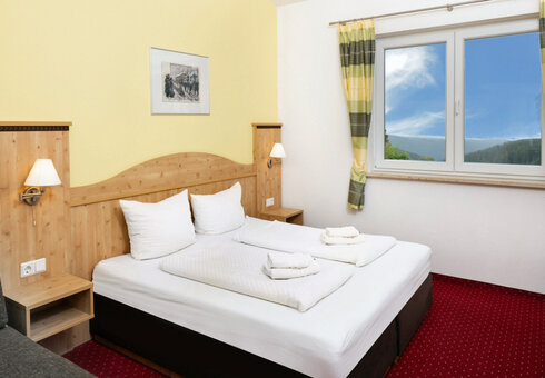 Blick in ein Gästezimmer