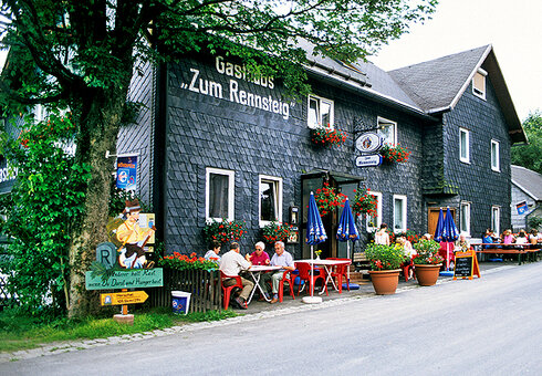 Gasthaus & Pension Zum Rennsteig