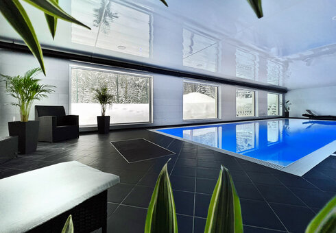 Hallenschwimmbad