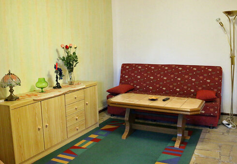 Wohnzimmer mit Couch