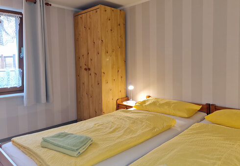 Blick in die kleine Wohnung im Anbau