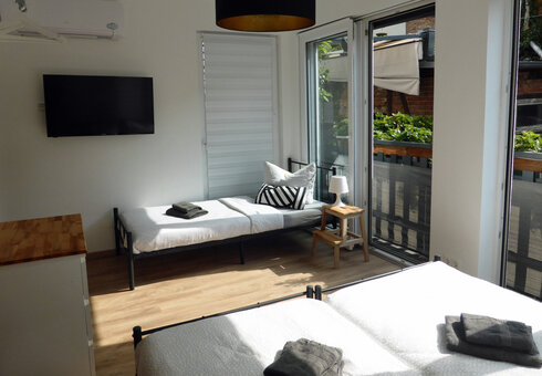 Schlafzimmer 1