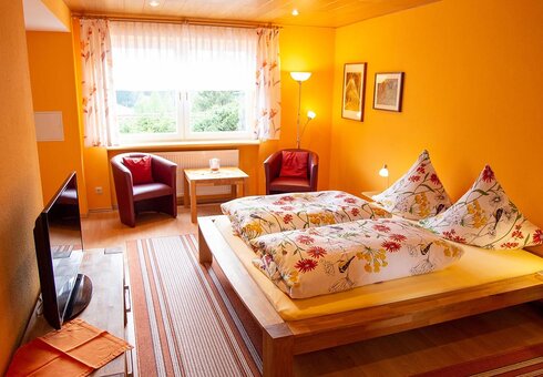 Blick in ein Schlafzimmer