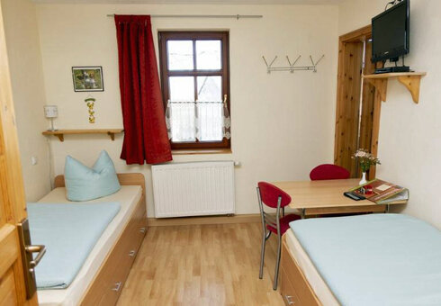 Zweibettzimmer Hühnernest
