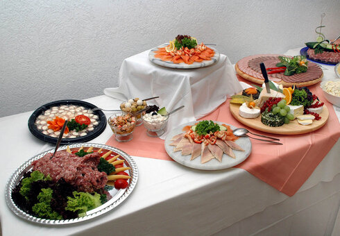 Leckere Buffets bei Feierlichkeiten