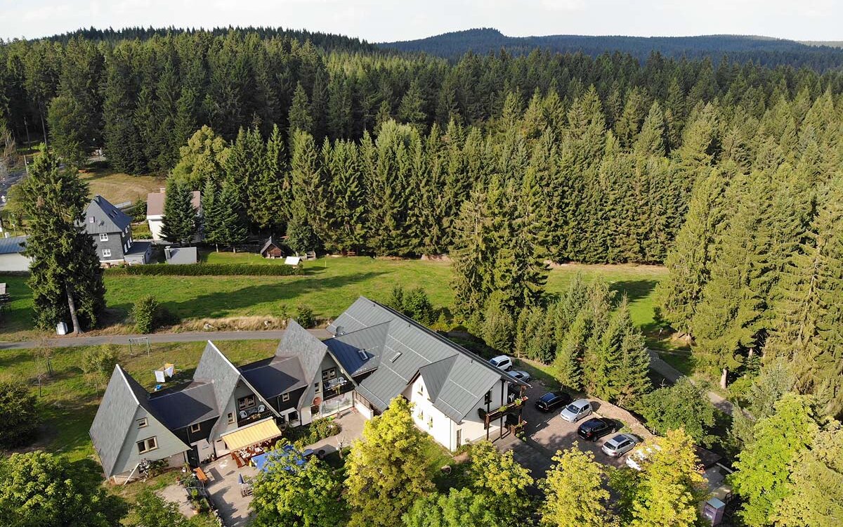 Hotel-Pension-Rennsteighuette-Frauenwald-Panorama