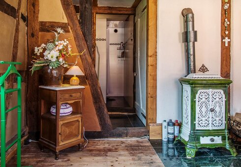 historischer Ofen im Ferienhaus