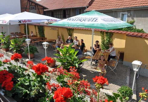 Terrasse auf dem Grundstück