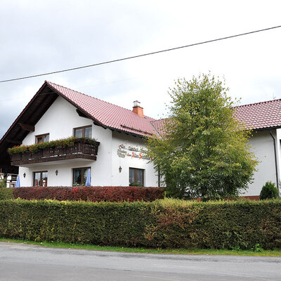 Gasthaus & Pension Zur Alten Schmiede
