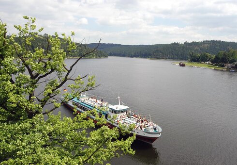 Blick auf die Bleilochtalsperre