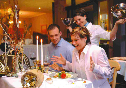 Gemütliches Beisammensein im Restaurant