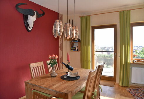 Esstisch im Wohnzimmer
