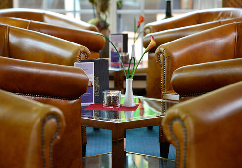 In der Hotelbar