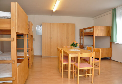Blick in ein Mehrbettzimmer