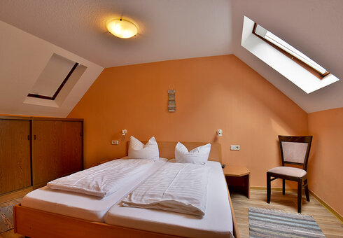 Schlafzimmer Fewo mit Doppelbett