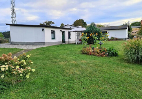 Garten mit Liegewiese