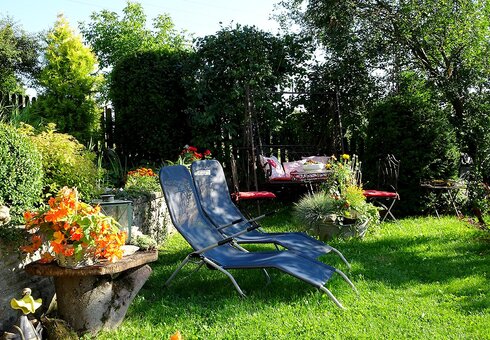 Garten mit Liegewiese