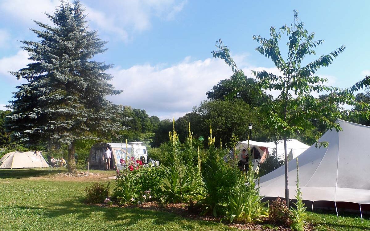 Camping-Schloss-Rossdorf-Panorama