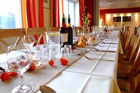 Festlich gedeckter Tisch