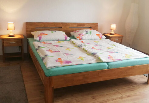 Blick in ein Schlafzimmer