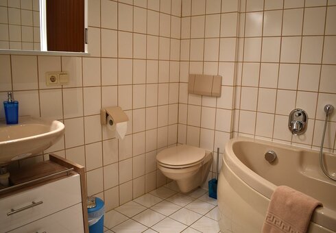 Blick in das Badezimmer