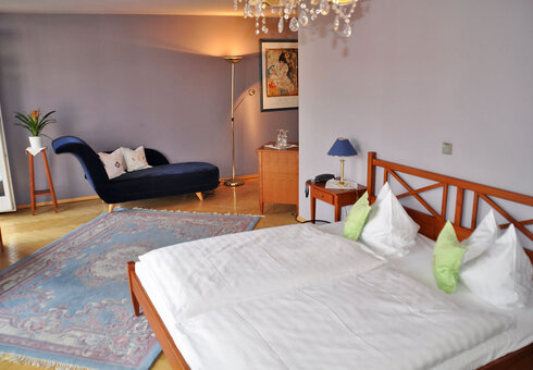 Blick in ein Gästezimmer