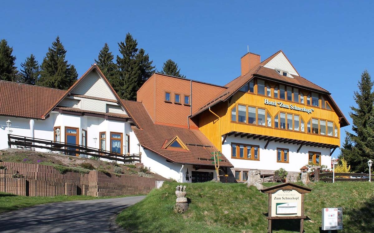 Hotel-Zum-Schneekopf-Gehlberg-Panorama