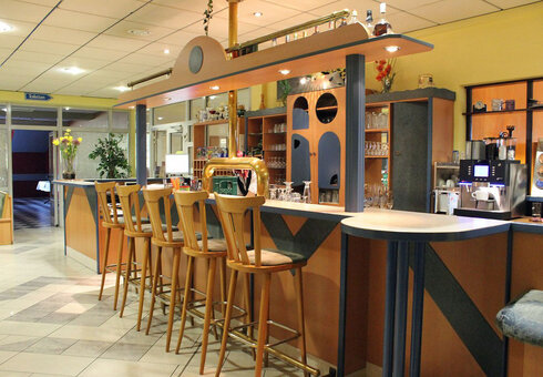 An der Hotelbar