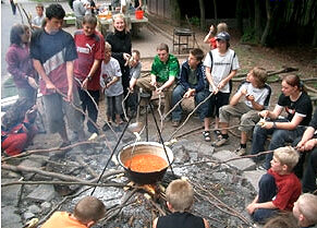 Klassenfahrten mit Lagerfeuer