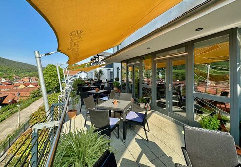 Cafe Bistro Allianzhaus