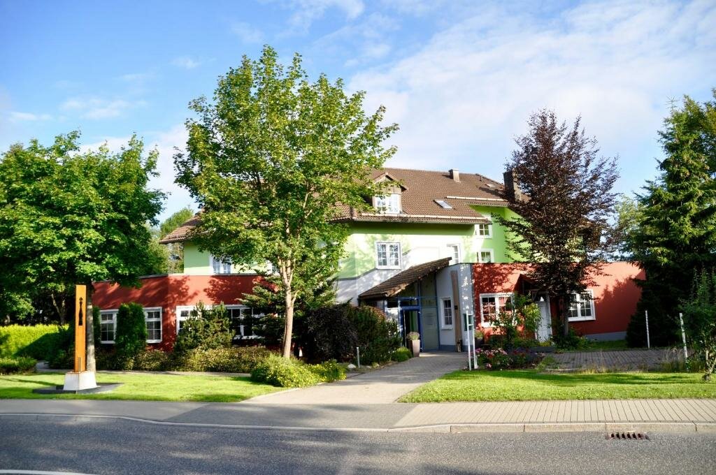 Rennsteighotel-Herrnberger-Hof-Neuhaus-am-Rennweg-Panorama
