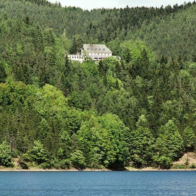 Waldhotel am Stausee