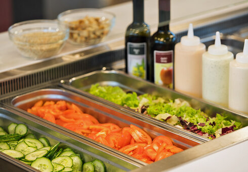 Mittagessen Salatbuffet